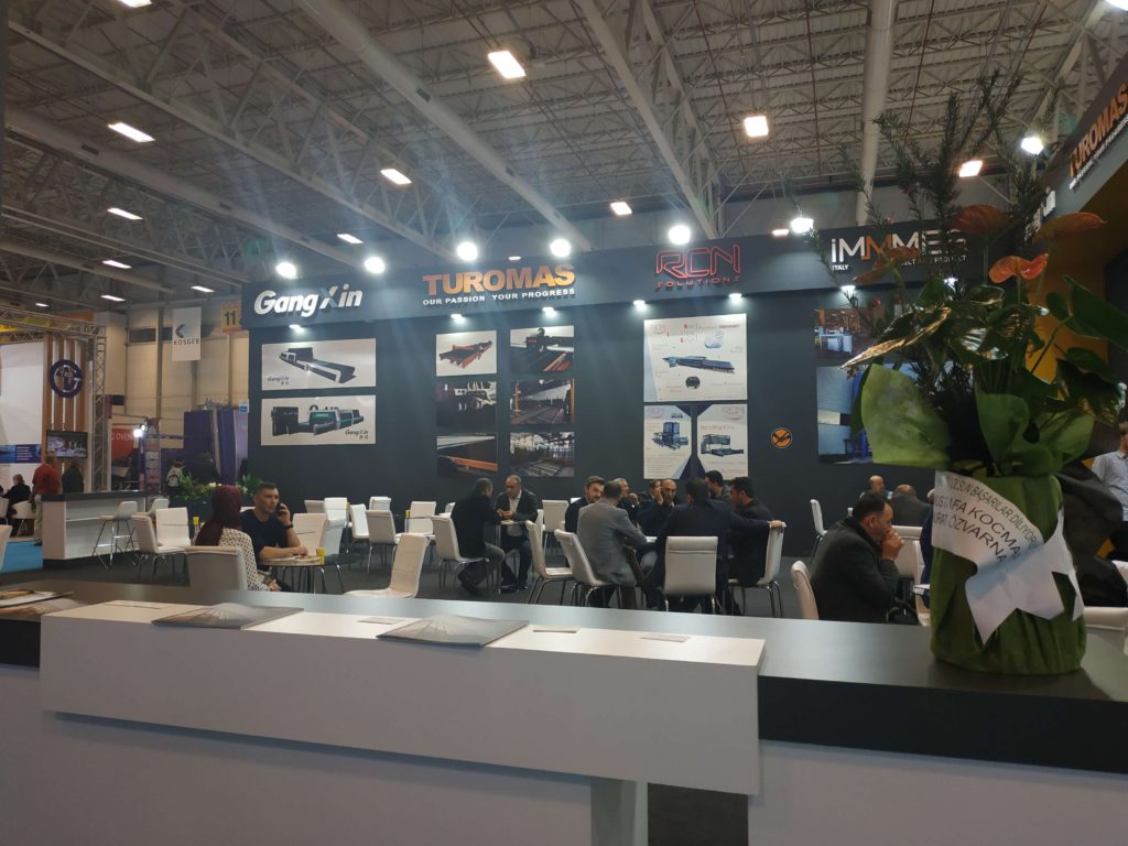 stand-turomas-eurasia-glass-2020